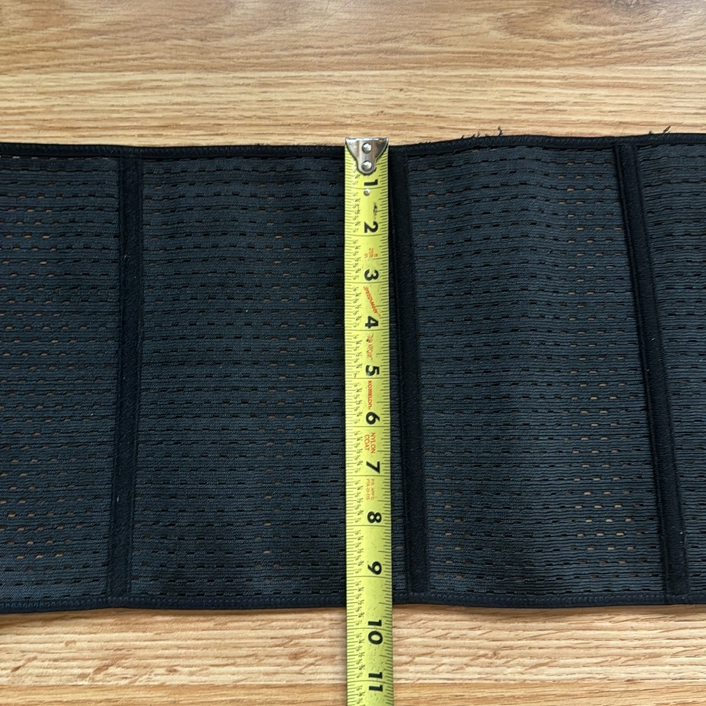 Black Waist Trainer ✨ - Picture 7 of 7
